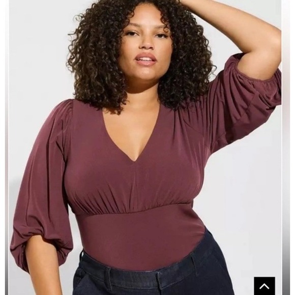 Torrid Studio Knit V Neck Quarter Sleeve Shirred Top Wine Plum Size 00 - Picture 1 of 9